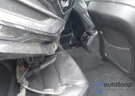 2018 Volvo S90 T6 Inscription from USA, damaged, VIN LVY992MLXJP007522